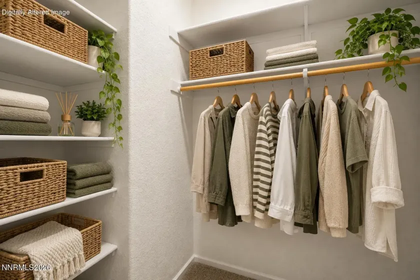 CLOSET - VIRTUALLY STAGED