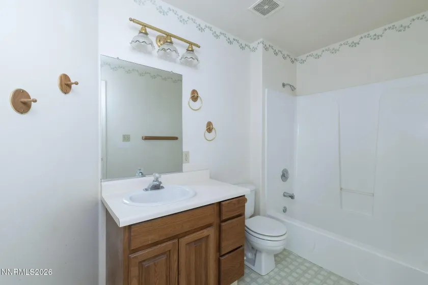 1005 Rose Bud, Yerington, Nevada 89447, 3 Bedrooms Bedrooms, ,2 BathroomsBathrooms,Residential,Residential,Rose Bud,0,260011990