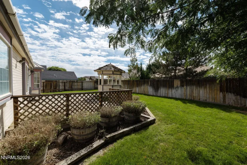 1005 Rose Bud, Yerington, Nevada 89447, 3 Bedrooms Bedrooms, ,2 BathroomsBathrooms,Residential,Residential,Rose Bud,0,260011990