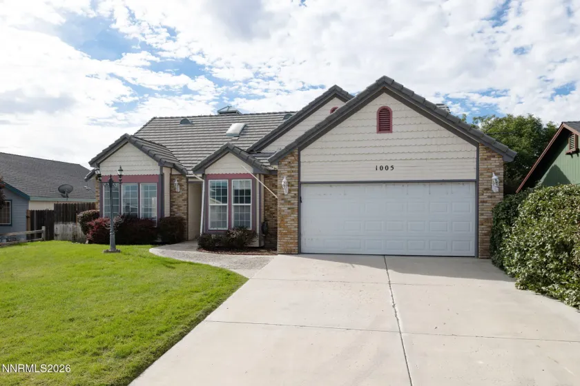1005 Rose Bud, Yerington, Nevada 89447, 3 Bedrooms Bedrooms, ,2 BathroomsBathrooms,Residential,Residential,Rose Bud,0,260011990