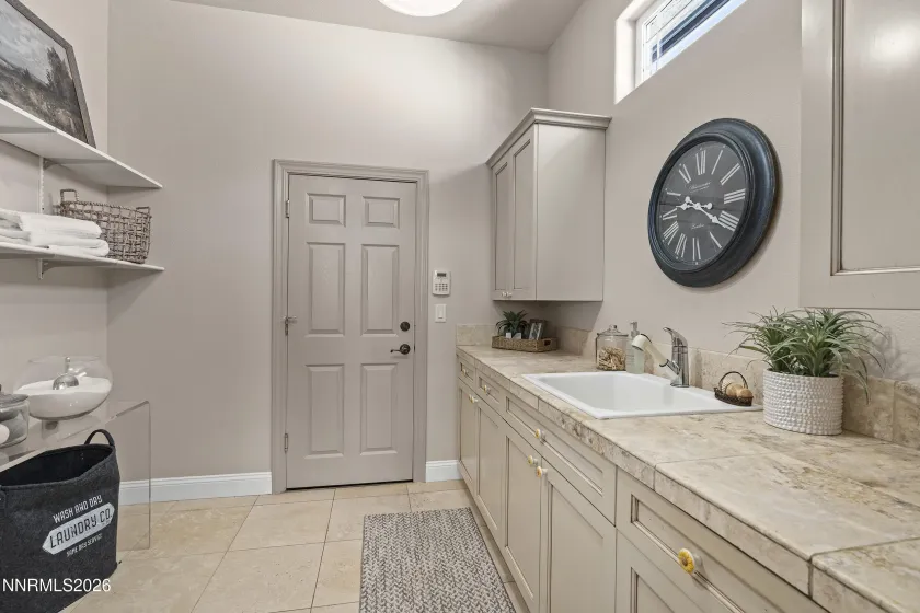 2612 Spearpoint, Reno, Nevada 89509, 4 Bedrooms Bedrooms, ,4 BathroomsBathrooms,Residential,Residential,Spearpoint,0,260011993