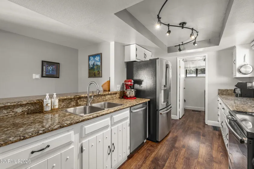 1335 Hilltop, Reno, Nevada 89509, 4 Bedrooms Bedrooms, ,3 BathroomsBathrooms,Residential,Residential,Hilltop,0,260011994