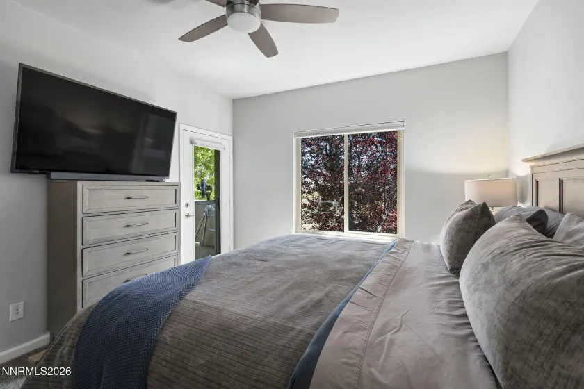 900 Meadows, Reno, Nevada 89521, 3 Bedrooms Bedrooms, ,2 BathroomsBathrooms,Residential,Residential,Meadows,0,260011996