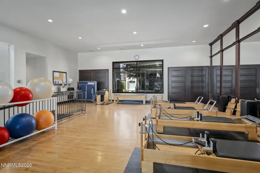 900 Meadows, Reno, Nevada 89521, 3 Bedrooms Bedrooms, ,2 BathroomsBathrooms,Residential,Residential,Meadows,0,260011996