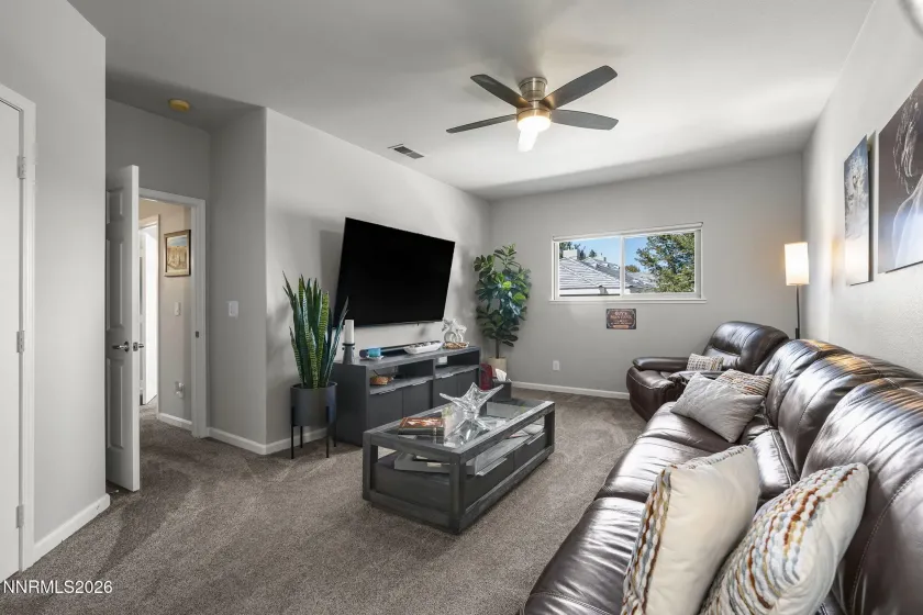 900 Meadows, Reno, Nevada 89521, 3 Bedrooms Bedrooms, ,2 BathroomsBathrooms,Residential,Residential,Meadows,0,260011996
