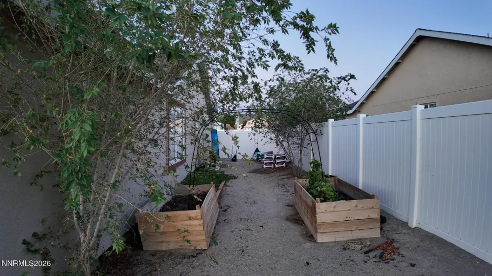 1342 White Bluffs, Fernley, Nevada 89408, 3 Bedrooms Bedrooms, ,2 BathroomsBathrooms,Residential,Residential,White Bluffs,0,260012000