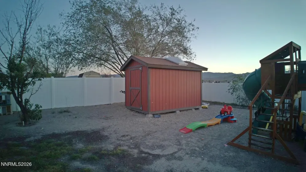 1342 White Bluffs, Fernley, Nevada 89408, 3 Bedrooms Bedrooms, ,2 BathroomsBathrooms,Residential,Residential,White Bluffs,0,260012000