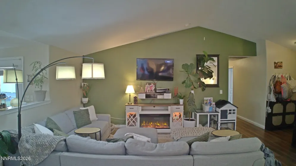 1342 White Bluffs, Fernley, Nevada 89408, 3 Bedrooms Bedrooms, ,2 BathroomsBathrooms,Residential,Residential,White Bluffs,0,260012000