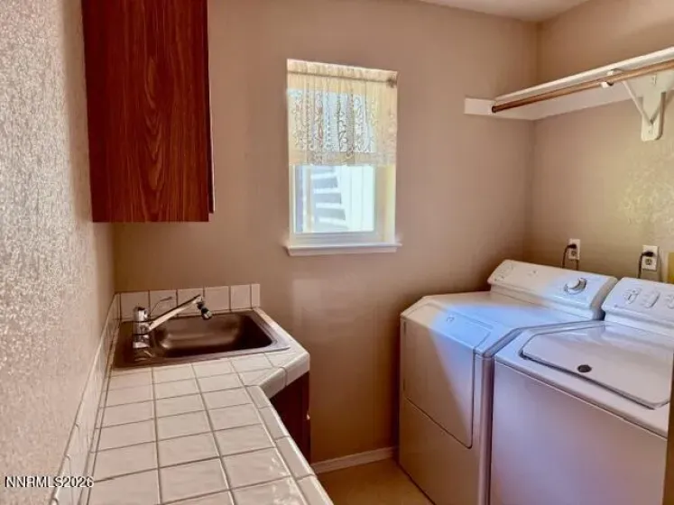 1307 Bridle, Minden, Nevada 89423, 3 Bedrooms Bedrooms, ,2 BathroomsBathrooms,Residential,Residential,Bridle,0,260012003