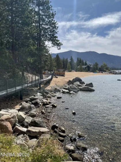 426 Lakeview, Zephyr Cove, Nevada 89448, 4 Bedrooms Bedrooms, ,2 BathroomsBathrooms,Residential,Residential,Lakeview,0,260012008