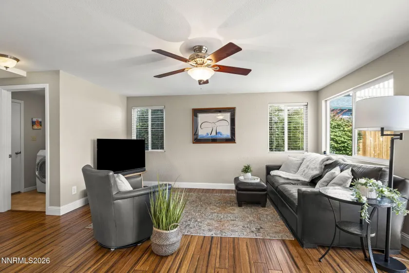 6749 Alicante, Reno, Nevada 89523, 3 Bedrooms Bedrooms, ,3 BathroomsBathrooms,Residential,Residential,Alicante,0,260012012
