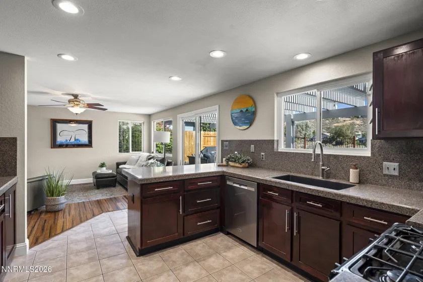 6749 Alicante, Reno, Nevada 89523, 3 Bedrooms Bedrooms, ,3 BathroomsBathrooms,Residential,Residential,Alicante,0,260012012