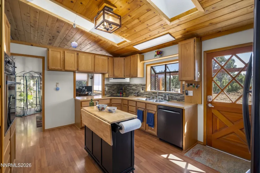 1755 Empire, Reno, Nevada 89521, 3 Bedrooms Bedrooms, ,3 BathroomsBathrooms,Residential,Residential,Empire,0,260012016