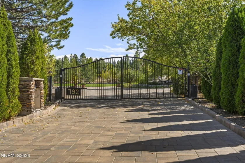 792 Aspen, Reno, Nevada 89519, 7 Bedrooms Bedrooms, ,8 BathroomsBathrooms,Residential,Residential,Aspen,0,260012025