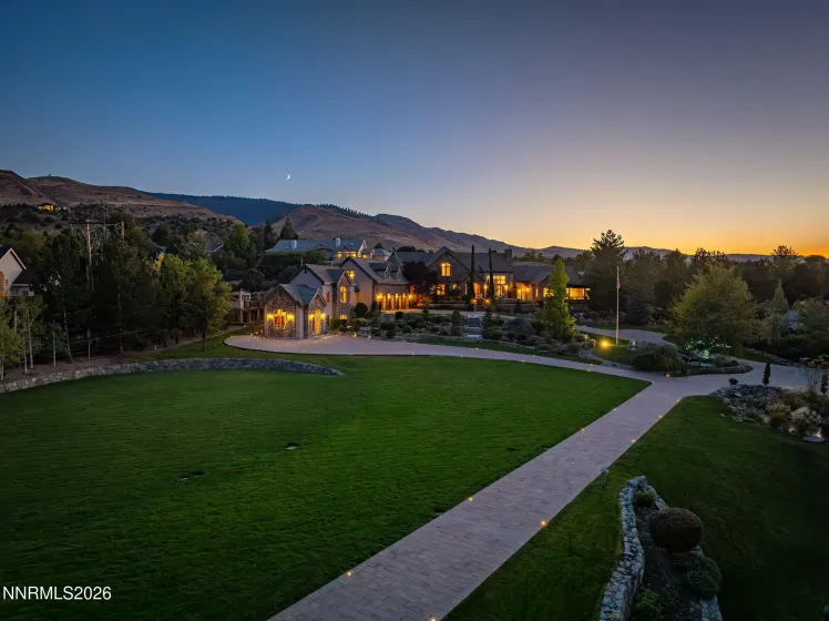792 Aspen, Reno, Nevada 89519, 7 Bedrooms Bedrooms, ,8 BathroomsBathrooms,Residential,Residential,Aspen,0,260012025