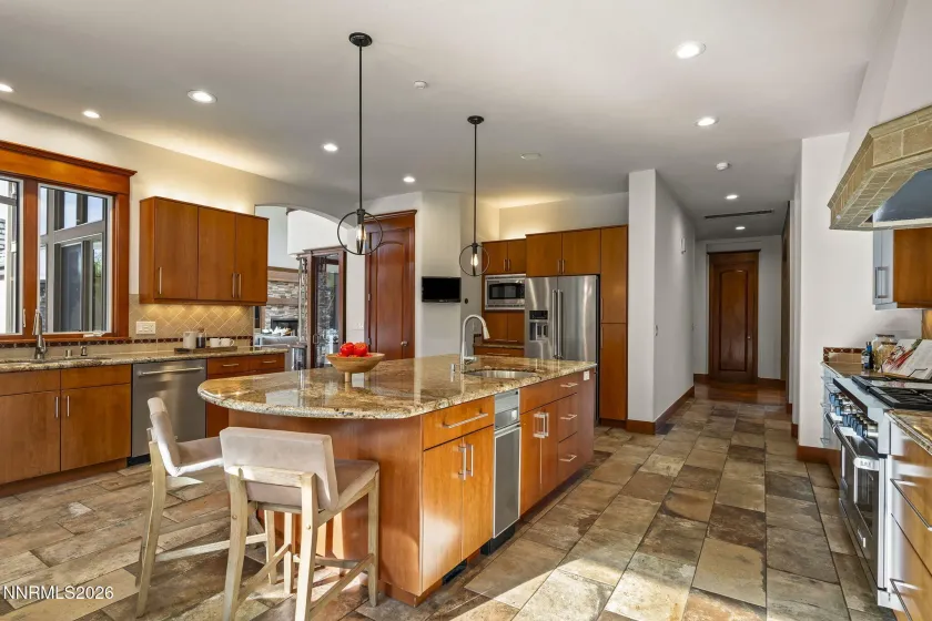 792 Aspen, Reno, Nevada 89519, 7 Bedrooms Bedrooms, ,8 BathroomsBathrooms,Residential,Residential,Aspen,0,260012025