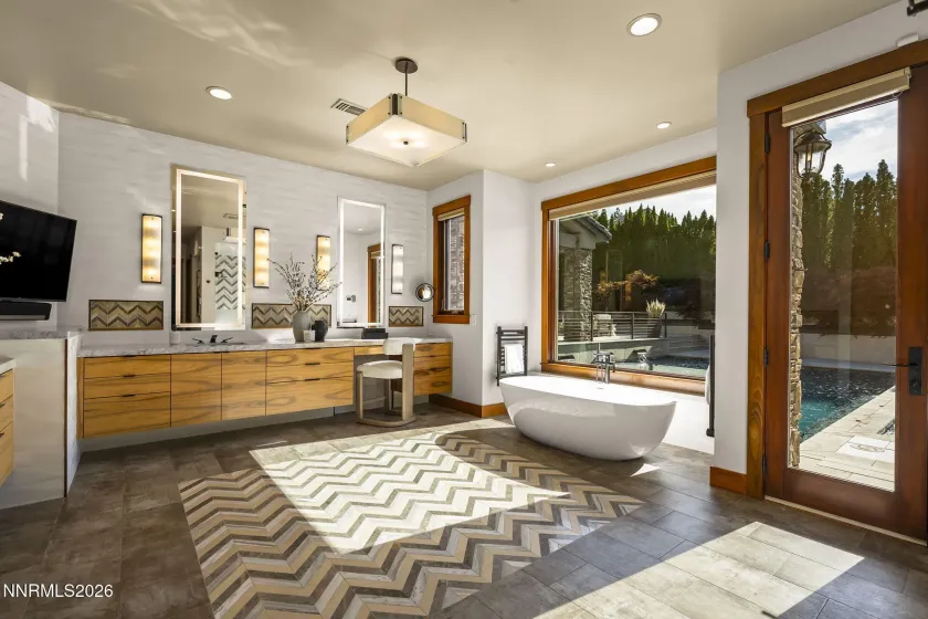 792 Aspen, Reno, Nevada 89519, 7 Bedrooms Bedrooms, ,8 BathroomsBathrooms,Residential,Residential,Aspen,0,260012025