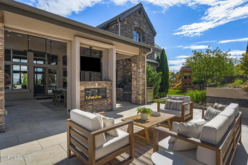 792 Aspen, Reno, Nevada 89519, 7 Bedrooms Bedrooms, ,8 BathroomsBathrooms,Residential,Residential,Aspen,0,260012025