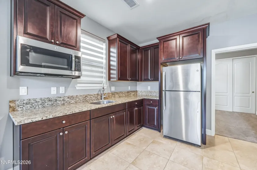 1390 Ione Pass, Reno, Nevada 89523, 4 Bedrooms Bedrooms, ,4 BathroomsBathrooms,Residential,Residential,Ione Pass,0,260012028