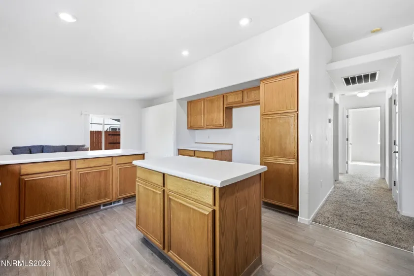 17743 Fossil, Reno, Nevada 89508, 3 Bedrooms Bedrooms, ,2 BathroomsBathrooms,Residential,Residential,Fossil,0,260012032