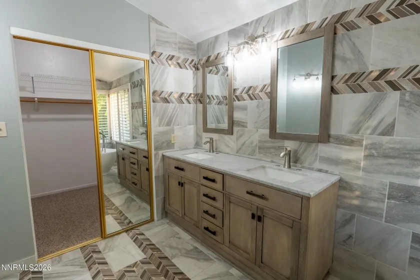 6360 Valley Wood, Reno, Nevada 89523, 5 Bedrooms Bedrooms, ,3 BathroomsBathrooms,Residential,Residential,Valley Wood,0,260012035