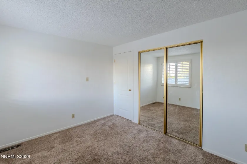 6360 Valley Wood, Reno, Nevada 89523, 5 Bedrooms Bedrooms, ,3 BathroomsBathrooms,Residential,Residential,Valley Wood,0,260012035
