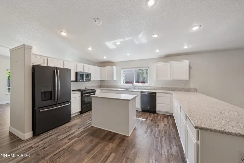 17251 Desert Lake, Reno, Nevada 89508, 3 Bedrooms Bedrooms, ,2 BathroomsBathrooms,Residential,Residential,Desert Lake,0,260012041