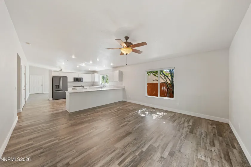 17251 Desert Lake, Reno, Nevada 89508, 3 Bedrooms Bedrooms, ,2 BathroomsBathrooms,Residential,Residential,Desert Lake,0,260012041