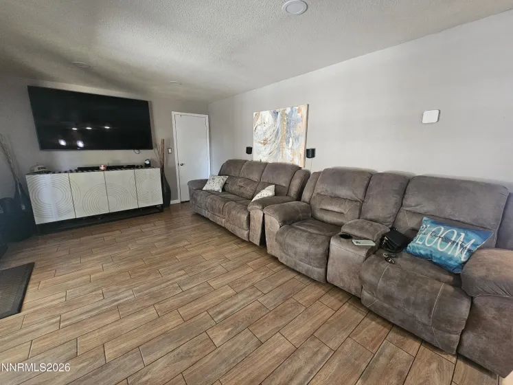 840 El Cortez, Sparks, Nevada 89434, 3 Bedrooms Bedrooms, ,3 BathroomsBathrooms,Residential,Residential,El Cortez,0,260012042