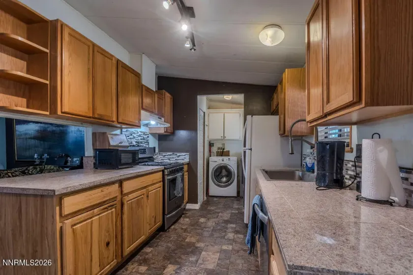841 Scott, Fernley, Nevada 89408, 4 Bedrooms Bedrooms, ,2 BathroomsBathrooms,Residential,Residential,Scott,0,260012045