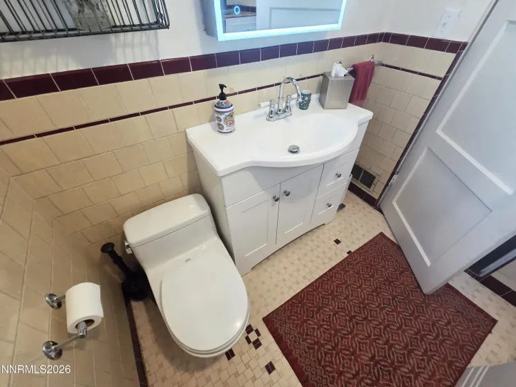 740 Plumb, Reno, Nevada 89509, 2 Bedrooms Bedrooms, ,1 BathroomBathrooms,Residential,Residential,Plumb,0,260012046