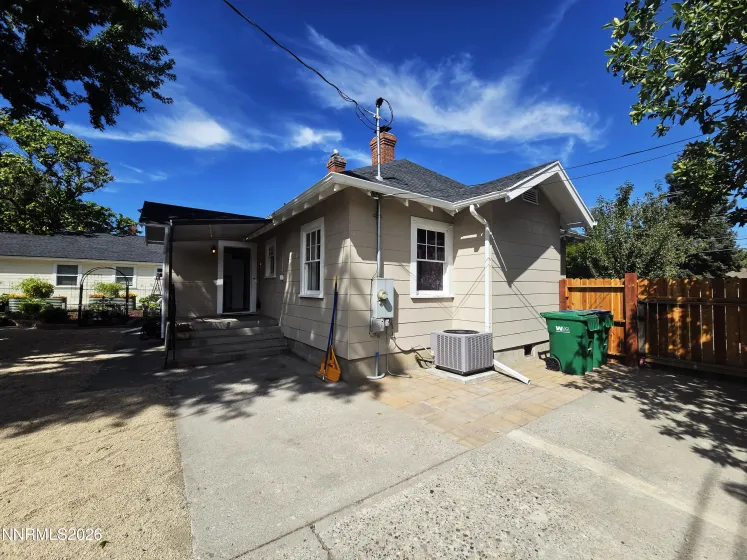 740 Plumb, Reno, Nevada 89509, 2 Bedrooms Bedrooms, ,1 BathroomBathrooms,Residential,Residential,Plumb,0,260012046