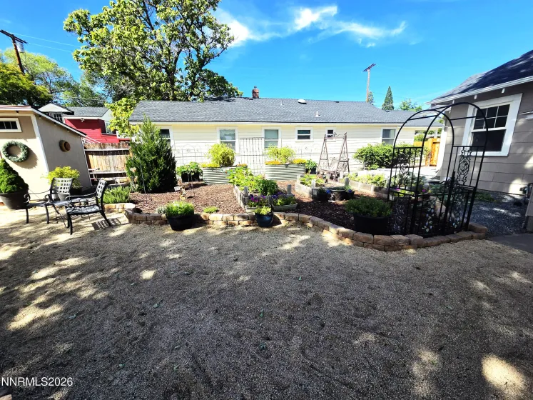 740 Plumb, Reno, Nevada 89509, 2 Bedrooms Bedrooms, ,1 BathroomBathrooms,Residential,Residential,Plumb,0,260012046