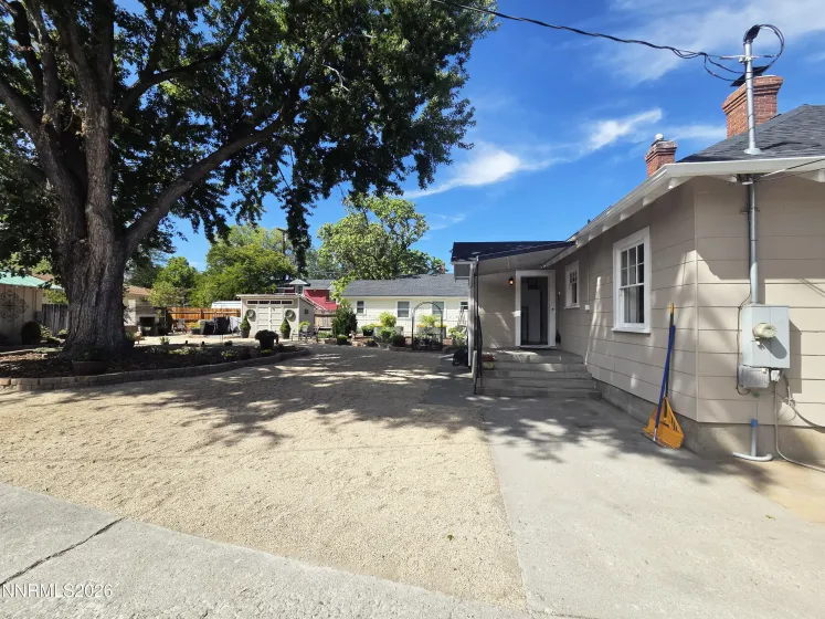 740 Plumb, Reno, Nevada 89509, 2 Bedrooms Bedrooms, ,1 BathroomBathrooms,Residential,Residential,Plumb,0,260012046