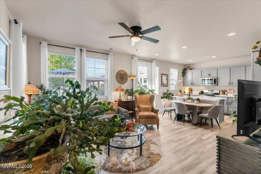 305 Cattail, Gardnerville, Nevada 89410, 3 Bedrooms Bedrooms, ,3 BathroomsBathrooms,Residential,Residential,Cattail,0,260012050