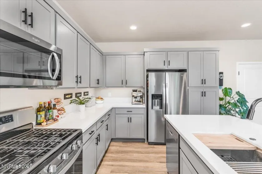 305 Cattail, Gardnerville, Nevada 89410, 3 Bedrooms Bedrooms, ,3 BathroomsBathrooms,Residential,Residential,Cattail,0,260012050