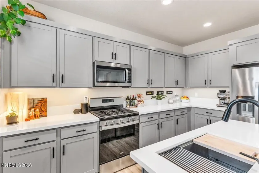 305 Cattail, Gardnerville, Nevada 89410, 3 Bedrooms Bedrooms, ,3 BathroomsBathrooms,Residential,Residential,Cattail,0,260012050