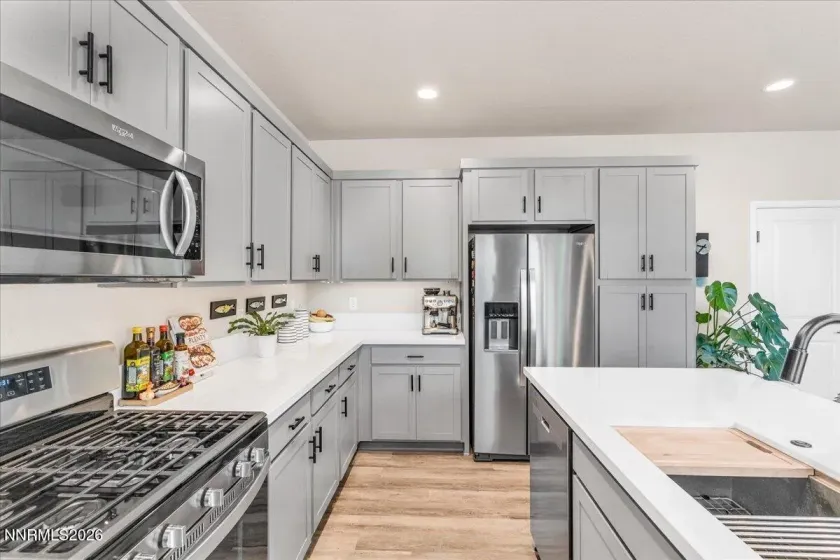 305 Cattail, Gardnerville, Nevada 89410, 3 Bedrooms Bedrooms, ,3 BathroomsBathrooms,Residential,Residential,Cattail,0,260012050