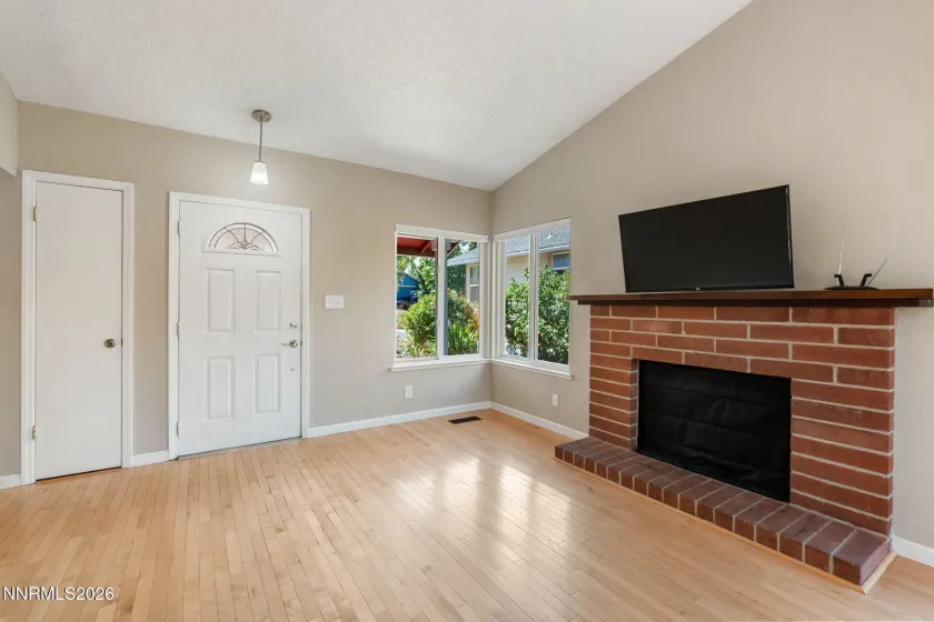 1306 Canyon Creek, Reno, Nevada 89523, 2 Bedrooms Bedrooms, ,1 BathroomBathrooms,Residential,Residential,Canyon Creek,0,260012053