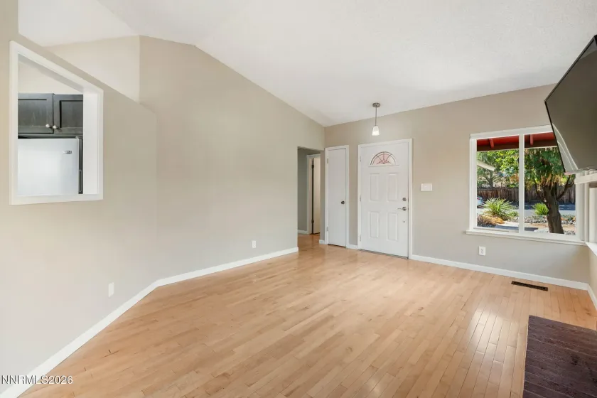 1306 Canyon Creek, Reno, Nevada 89523, 2 Bedrooms Bedrooms, ,1 BathroomBathrooms,Residential,Residential,Canyon Creek,0,260012053