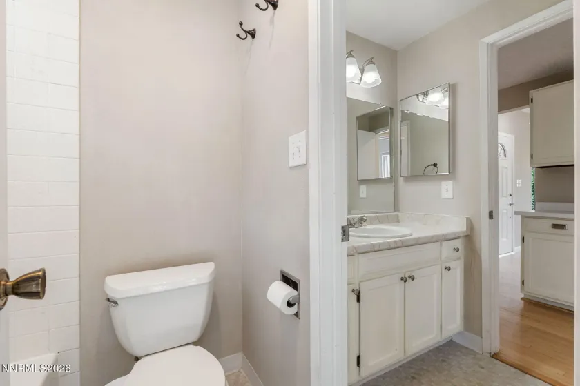 1306 Canyon Creek, Reno, Nevada 89523, 2 Bedrooms Bedrooms, ,1 BathroomBathrooms,Residential,Residential,Canyon Creek,0,260012053