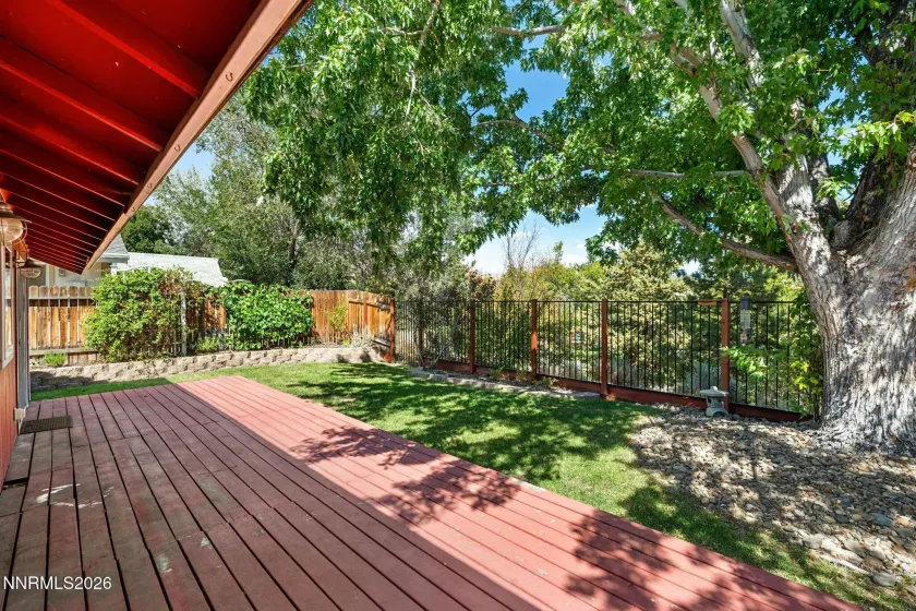 1306 Canyon Creek, Reno, Nevada 89523, 2 Bedrooms Bedrooms, ,1 BathroomBathrooms,Residential,Residential,Canyon Creek,0,260012053