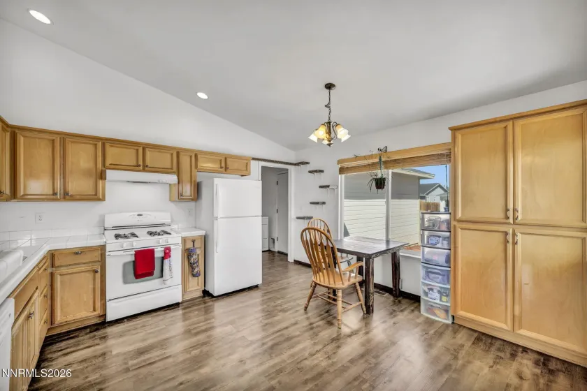 201 Emigrant, Fernley, Nevada 89408, 2 Bedrooms Bedrooms, ,1 BathroomBathrooms,Residential,Residential,Emigrant,0,260012059
