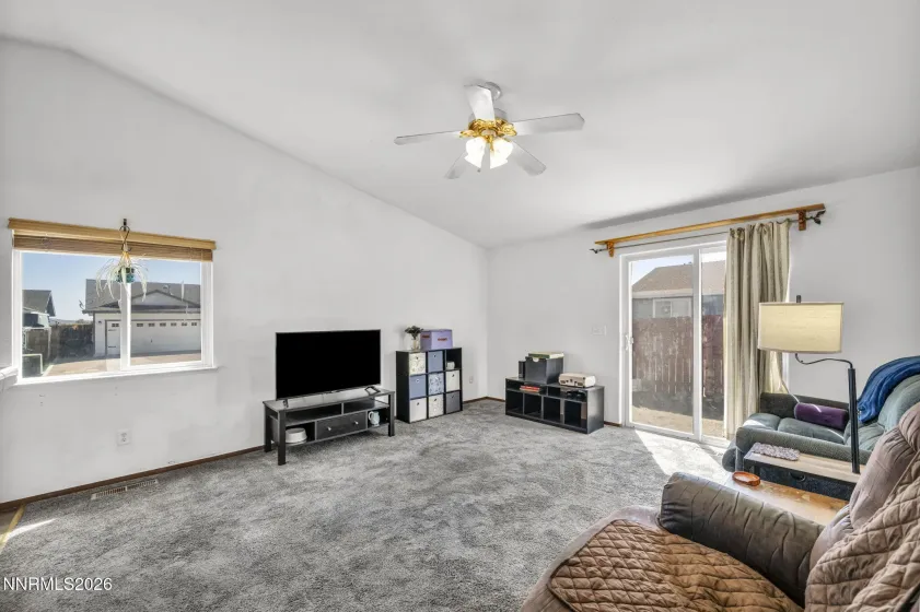 201 Emigrant, Fernley, Nevada 89408, 2 Bedrooms Bedrooms, ,1 BathroomBathrooms,Residential,Residential,Emigrant,0,260012059