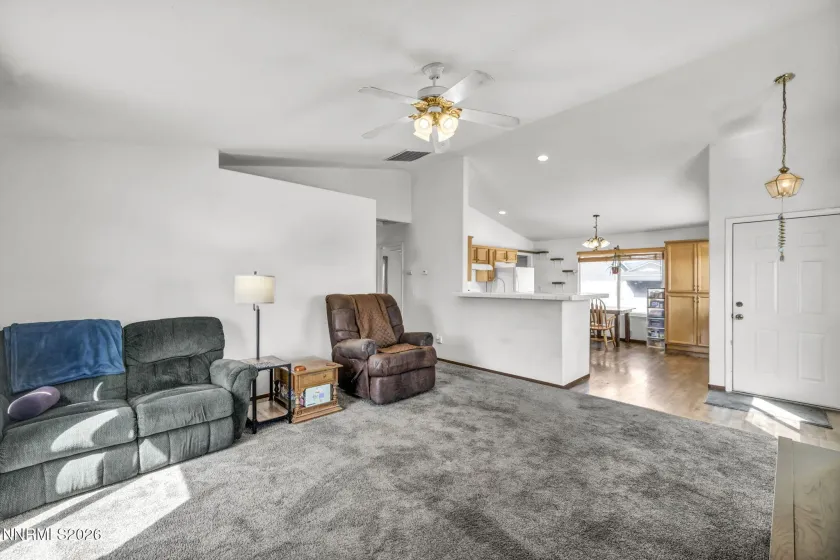 201 Emigrant, Fernley, Nevada 89408, 2 Bedrooms Bedrooms, ,1 BathroomBathrooms,Residential,Residential,Emigrant,0,260012059