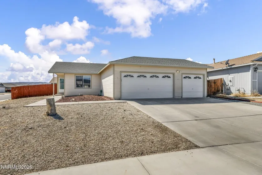 201 Emigrant, Fernley, Nevada 89408, 2 Bedrooms Bedrooms, ,1 BathroomBathrooms,Residential,Residential,Emigrant,0,260012059