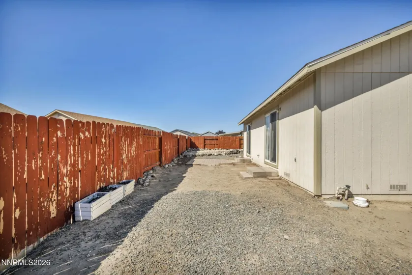 201 Emigrant, Fernley, Nevada 89408, 2 Bedrooms Bedrooms, ,1 BathroomBathrooms,Residential,Residential,Emigrant,0,260012059