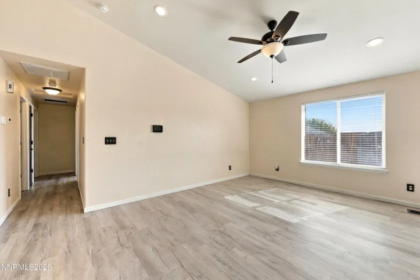 202 Rosecrest, Fernley, Nevada 89408, 3 Bedrooms Bedrooms, ,2 BathroomsBathrooms,Residential,Residential,Rosecrest,0,260012061