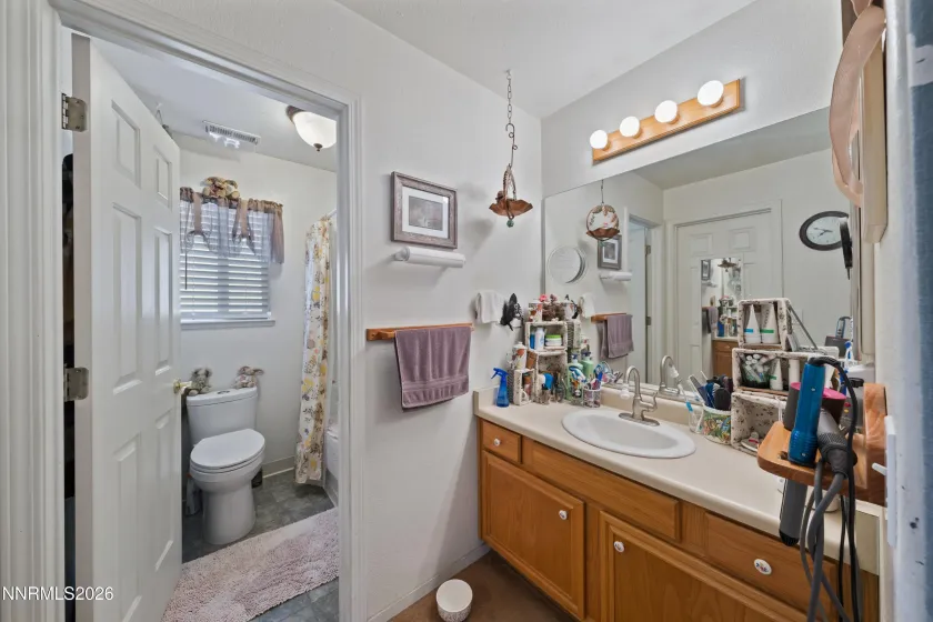 Primary bath