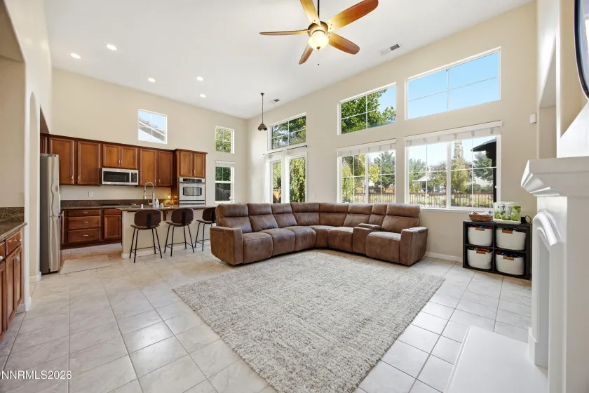 6672 Magical, Sparks, Nevada 89436, 4 Bedrooms Bedrooms, ,4 BathroomsBathrooms,Residential,Residential,Magical,0,260012063